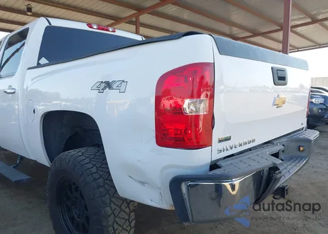 2010 Chevrolet Silverado 1500 Lt z USA, uszkodzony, nr VIN 3GCRKSEA4AG188226